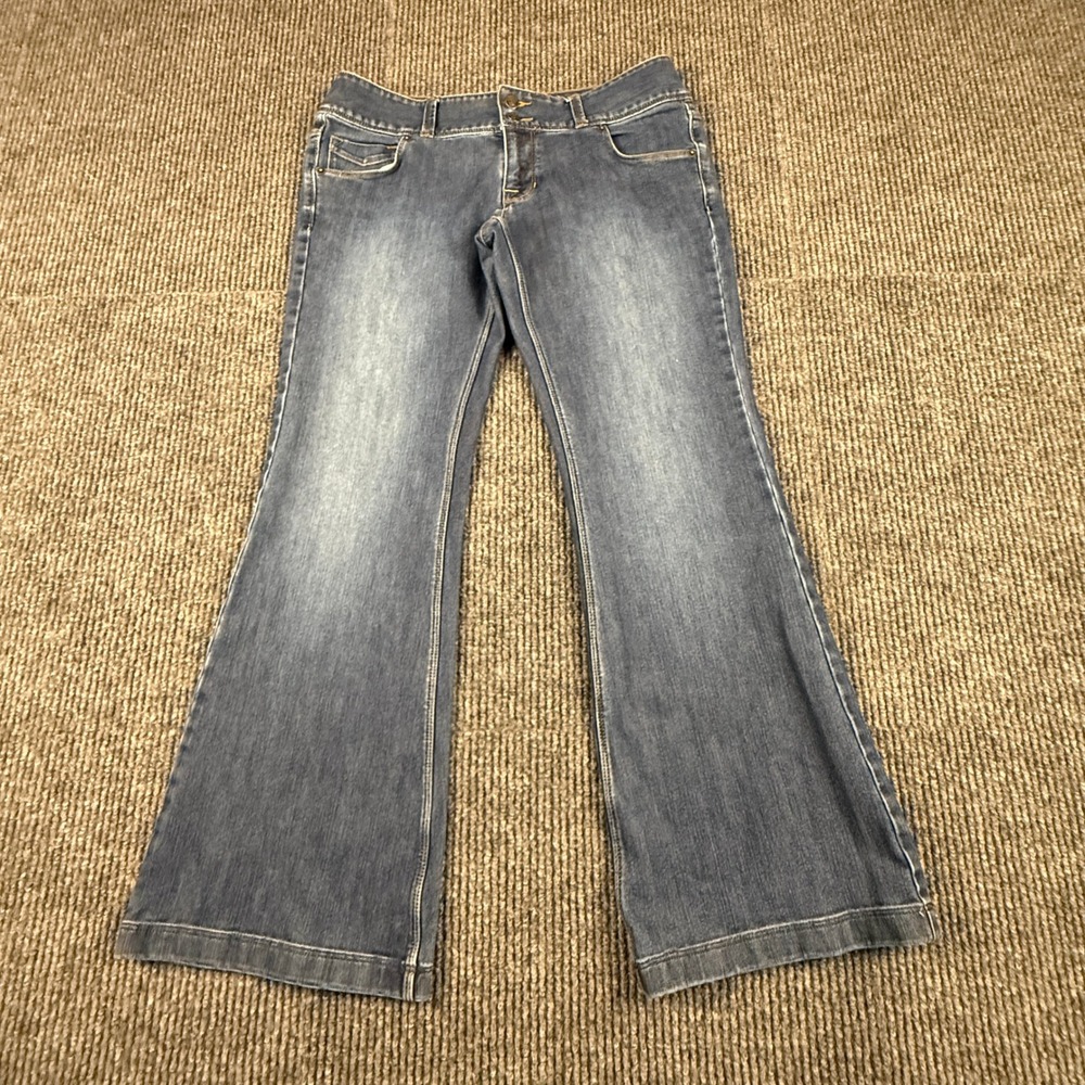 Lands End Womens Size 6 Flare Leg Jeans Blue Denim Mid Rise 384795 GW